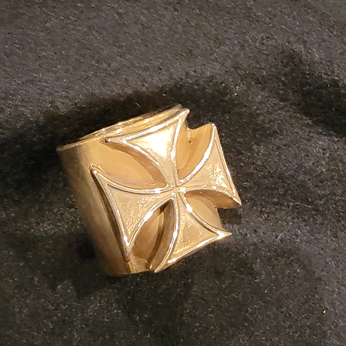 Maltese Cross Brass Pushrod Collars