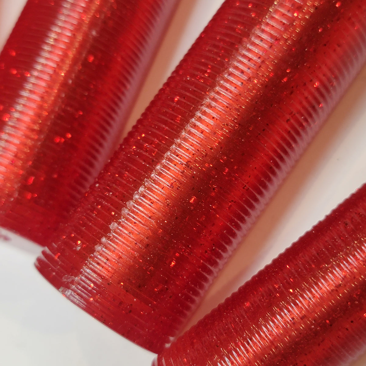 Grips, Pegs, Toe pegs