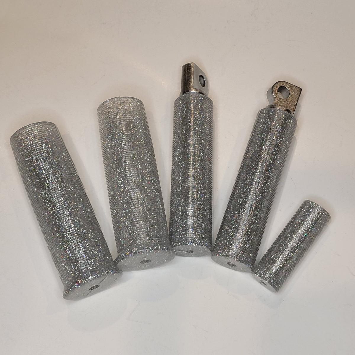 Grips, Pegs, Toe pegs