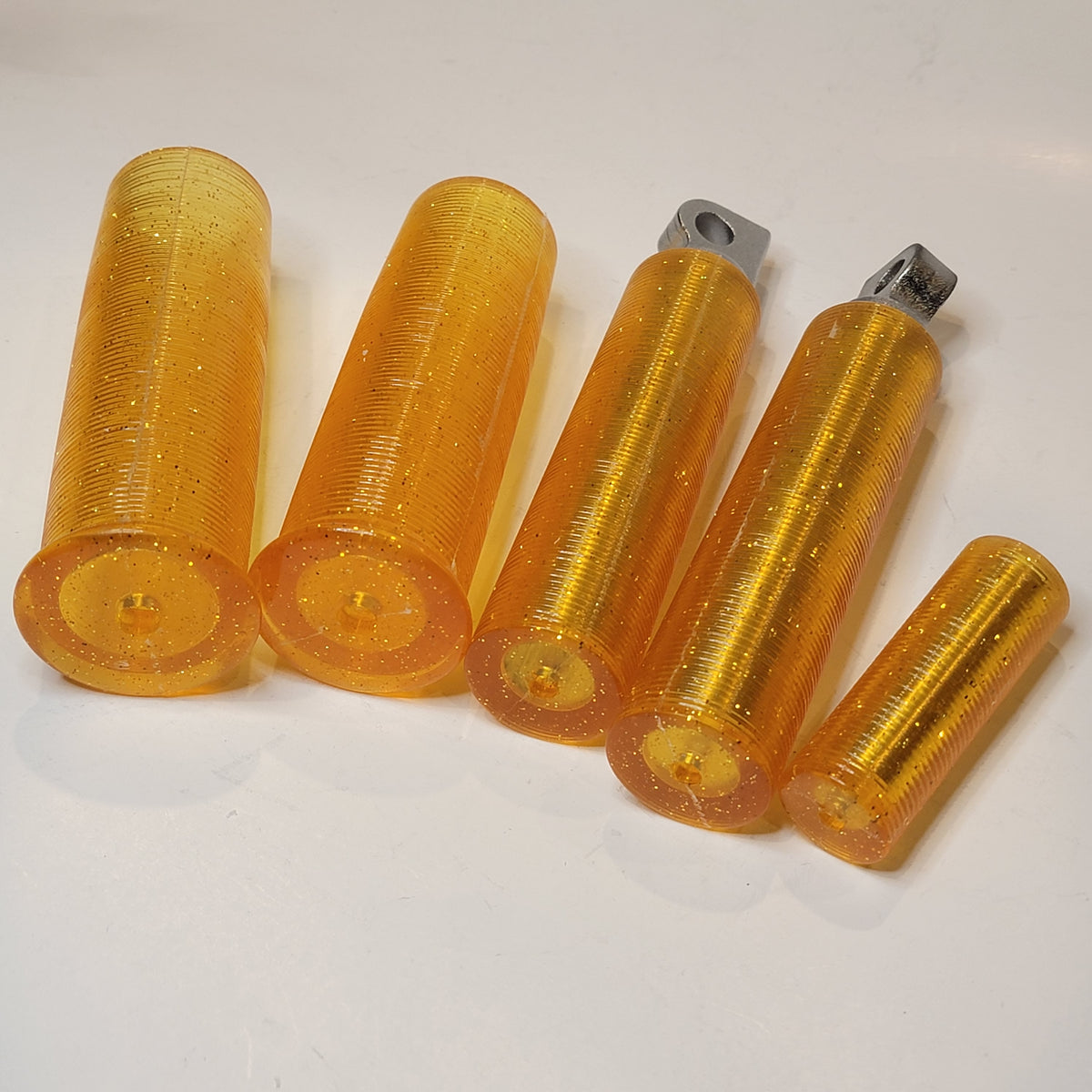Grips, Pegs, Toe pegs