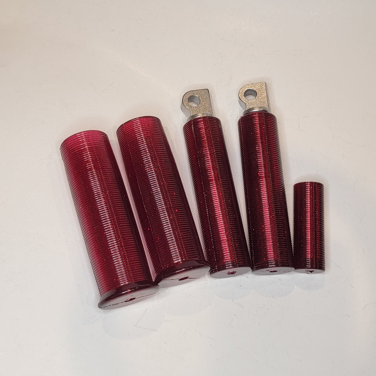 Grips, Pegs, Toe pegs