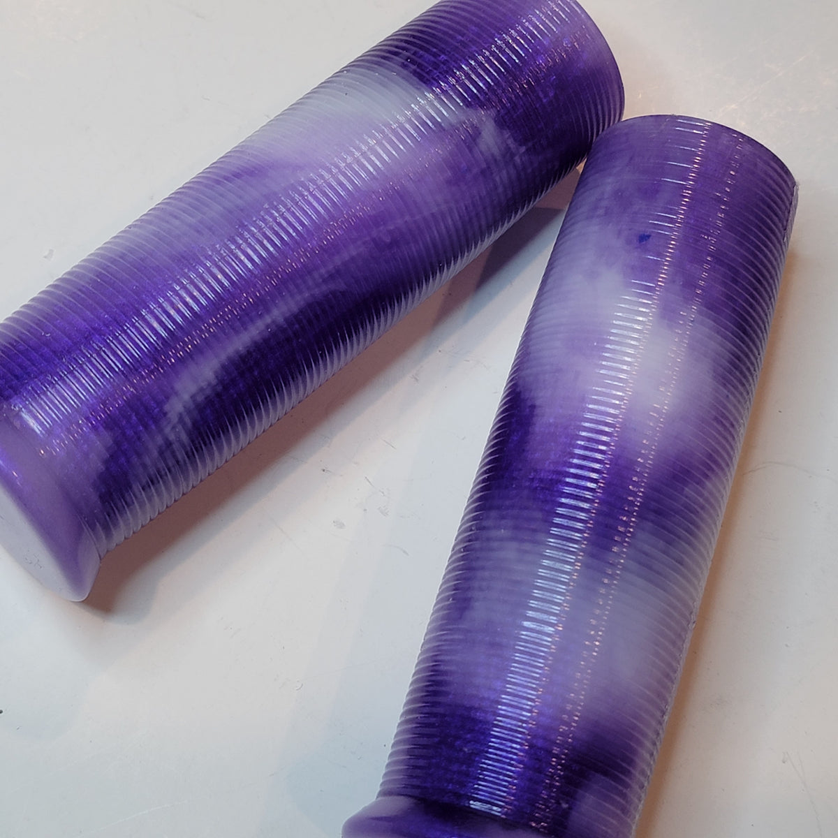 Grips, Pegs, Toe pegs